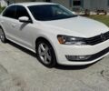 Белый Фольксваген Пассат, объемом двигателя 1.8 л и пробегом 75 тыс. км за 2400 $, фото 1 на Automoto.ua