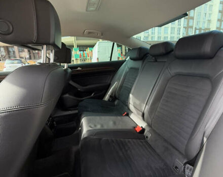 Белый Фольксваген Пассат, объемом двигателя 1.8 л и пробегом 126 тыс. км за 17000 $, фото 32 на Automoto.ua