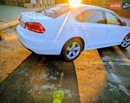 Білий Фольксваген Пассат, об'ємом двигуна 1.8 л та пробігом 190 тис. км за 9500 $, фото 7 на Automoto.ua