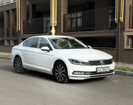 Белый Фольксваген Пассат, объемом двигателя 1.8 л и пробегом 126 тыс. км за 17000 $, фото 1 на Automoto.ua