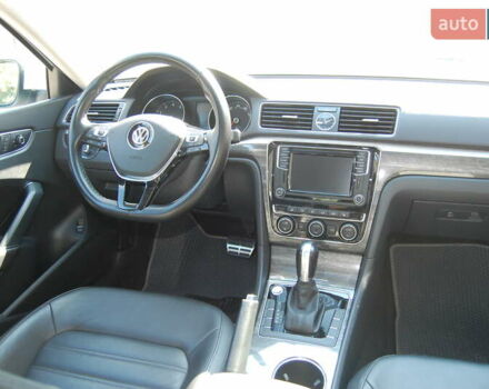 Белый Фольксваген Пассат, объемом двигателя 1.8 л и пробегом 123 тыс. км за 16000 $, фото 82 на Automoto.ua