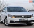 Белый Фольксваген Пассат, объемом двигателя 1.8 л и пробегом 183 тыс. км за 11200 $, фото 1 на Automoto.ua