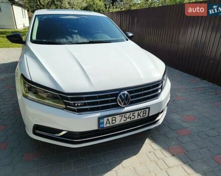 Белый Фольксваген Пассат, объемом двигателя 1.8 л и пробегом 143 тыс. км за 14000 $, фото 7 на Automoto.ua