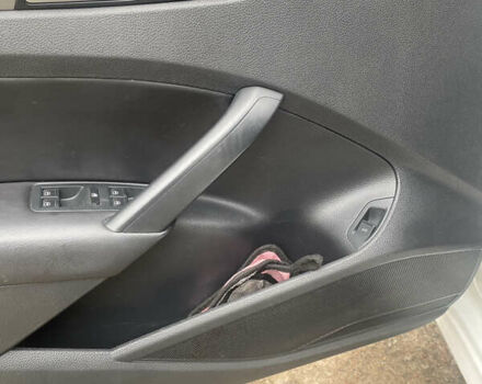 Белый Фольксваген Пассат, объемом двигателя 1.8 л и пробегом 178 тыс. км за 9800 $, фото 5 на Automoto.ua