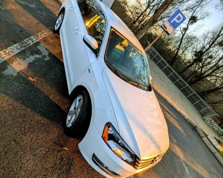 Білий Фольксваген Пассат, об'ємом двигуна 1.8 л та пробігом 190 тис. км за 9500 $, фото 1 на Automoto.ua