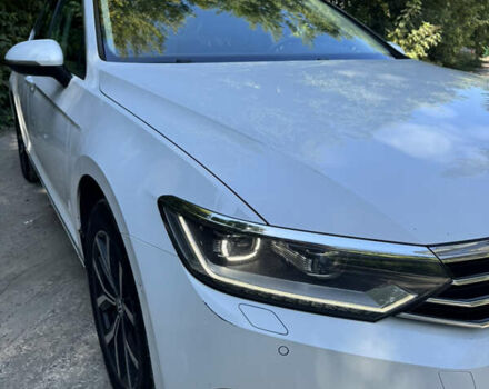 Белый Фольксваген Пассат, объемом двигателя 1.8 л и пробегом 225 тыс. км за 16500 $, фото 7 на Automoto.ua