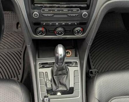 Белый Фольксваген Пассат, объемом двигателя 1.8 л и пробегом 182 тыс. км за 11350 $, фото 11 на Automoto.ua