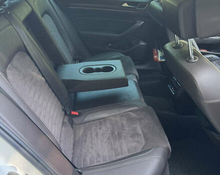 Белый Фольксваген Пассат, объемом двигателя 1.8 л и пробегом 225 тыс. км за 16500 $, фото 11 на Automoto.ua