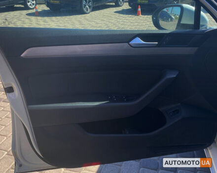 Білий Фольксваген Пассат, об'ємом двигуна 1.6 л та пробігом 233 тис. км за 14990 $, фото 7 на Automoto.ua