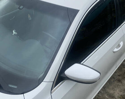 Белый Фольксваген Пассат, объемом двигателя 1.8 л и пробегом 178 тыс. км за 9800 $, фото 17 на Automoto.ua