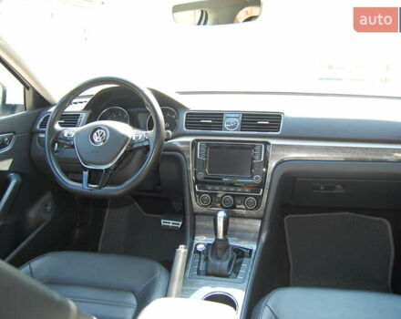 Белый Фольксваген Пассат, объемом двигателя 1.8 л и пробегом 123 тыс. км за 16000 $, фото 83 на Automoto.ua