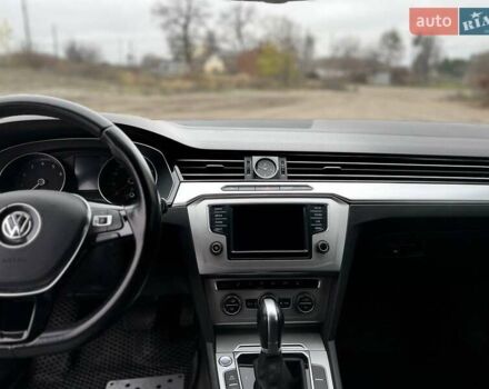 Білий Фольксваген Пассат, об'ємом двигуна 1.8 л та пробігом 147 тис. км за 12700 $, фото 15 на Automoto.ua
