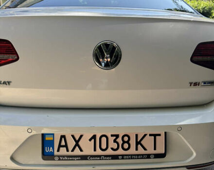 Белый Фольксваген Пассат, объемом двигателя 1.8 л и пробегом 225 тыс. км за 16500 $, фото 3 на Automoto.ua