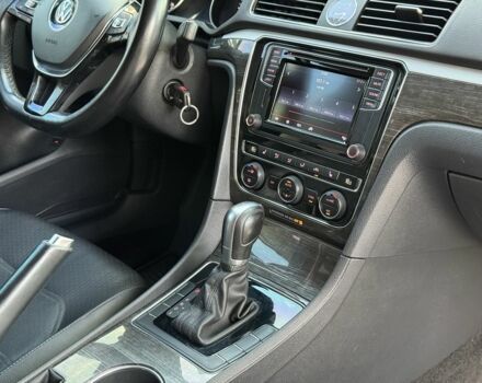 Белый Фольксваген Пассат, объемом двигателя 1.8 л и пробегом 204 тыс. км за 11700 $, фото 19 на Automoto.ua