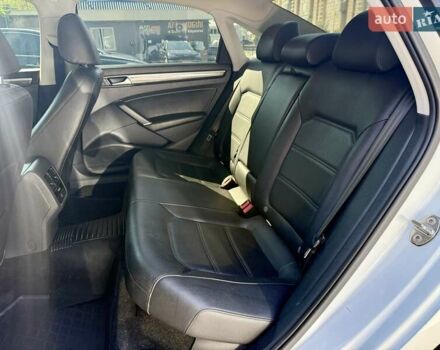 Белый Фольксваген Пассат, объемом двигателя 1.8 л и пробегом 136 тыс. км за 12900 $, фото 9 на Automoto.ua