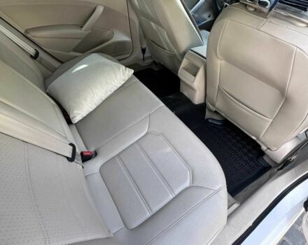 Белый Фольксваген Пассат, объемом двигателя 1.8 л и пробегом 169 тыс. км за 10700 $, фото 14 на Automoto.ua