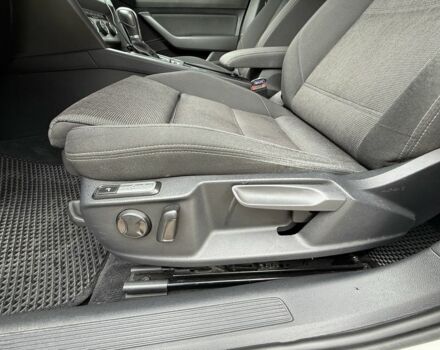 Белый Фольксваген Пассат, объемом двигателя 0 л и пробегом 173 тыс. км за 17999 $, фото 21 на Automoto.ua