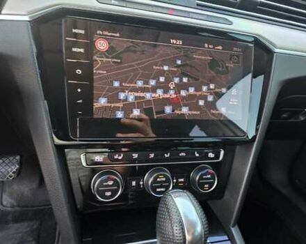 Белый Фольксваген Пассат, объемом двигателя 1.97 л и пробегом 235 тыс. км за 20000 $, фото 3 на Automoto.ua