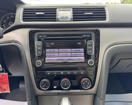 Белый Фольксваген Пассат, объемом двигателя 2 л и пробегом 80 тыс. км за 11000 $, фото 11 на Automoto.ua