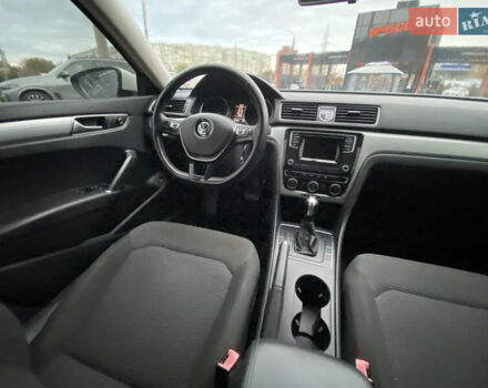 Белый Фольксваген Пассат, объемом двигателя 1.8 л и пробегом 152 тыс. км за 13200 $, фото 16 на Automoto.ua