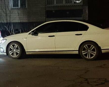 Белый Фольксваген Пассат, объемом двигателя 1.97 л и пробегом 235 тыс. км за 20000 $, фото 19 на Automoto.ua