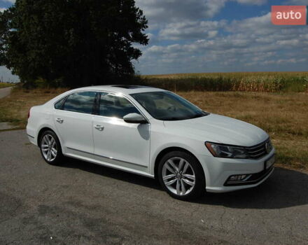 Белый Фольксваген Пассат, объемом двигателя 1.8 л и пробегом 123 тыс. км за 16000 $, фото 19 на Automoto.ua