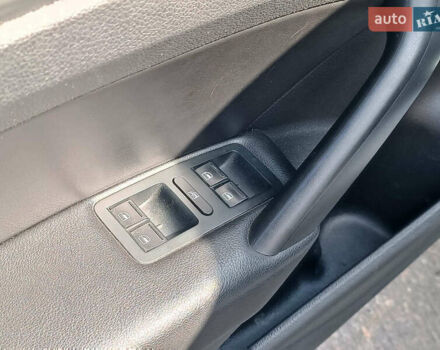 Белый Фольксваген Пассат, объемом двигателя 2 л и пробегом 232 тыс. км за 10990 $, фото 15 на Automoto.ua