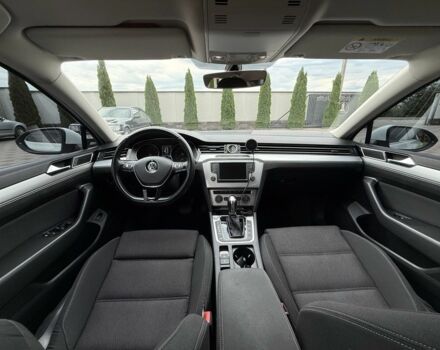 Белый Фольксваген Пассат, объемом двигателя 0 л и пробегом 173 тыс. км за 17999 $, фото 16 на Automoto.ua