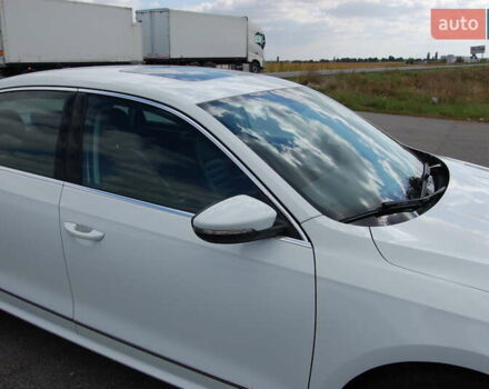 Белый Фольксваген Пассат, объемом двигателя 1.8 л и пробегом 123 тыс. км за 16000 $, фото 11 на Automoto.ua