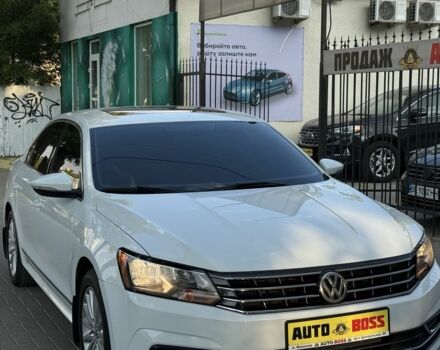 Белый Фольксваген Пассат, объемом двигателя 1.8 л и пробегом 204 тыс. км за 11700 $, фото 8 на Automoto.ua