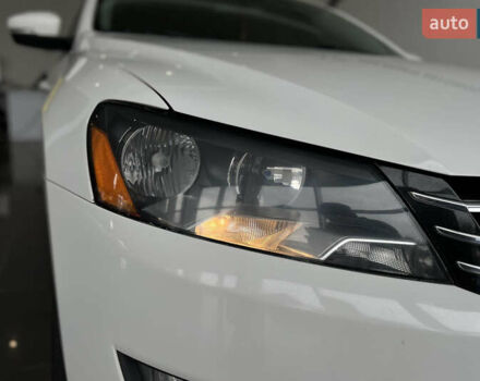 Білий Фольксваген Пассат, об'ємом двигуна 3.6 л та пробігом 124 тис. км за 11000 $, фото 8 на Automoto.ua