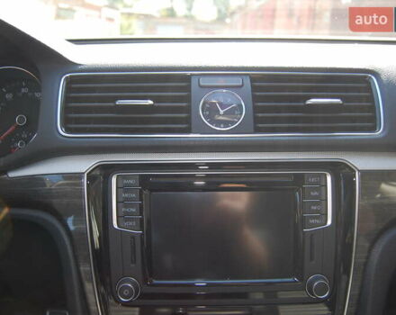 Белый Фольксваген Пассат, объемом двигателя 1.8 л и пробегом 123 тыс. км за 16000 $, фото 90 на Automoto.ua