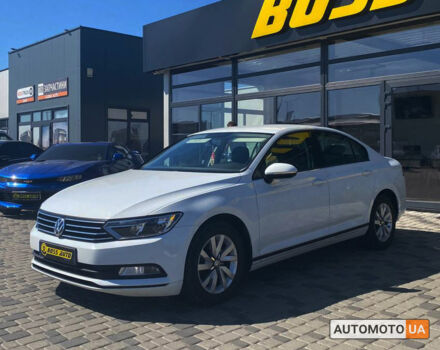 Білий Фольксваген Пассат, об'ємом двигуна 1.6 л та пробігом 233 тис. км за 14990 $, фото 5 на Automoto.ua