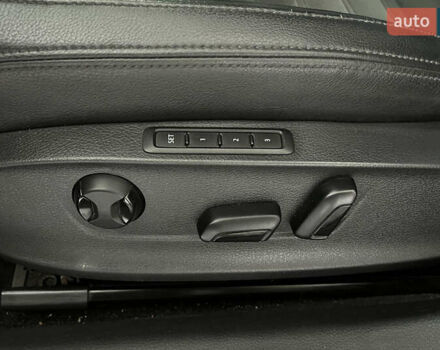 Білий Фольксваген Пассат, об'ємом двигуна 3.6 л та пробігом 124 тис. км за 11000 $, фото 13 на Automoto.ua