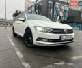 Белый Фольксваген Пассат, объемом двигателя 1.8 л и пробегом 185 тыс. км за 17000 $, фото 1 на Automoto.ua