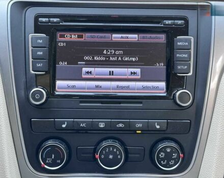 Белый Фольксваген Пассат, объемом двигателя 1.8 л и пробегом 169 тыс. км за 10700 $, фото 13 на Automoto.ua