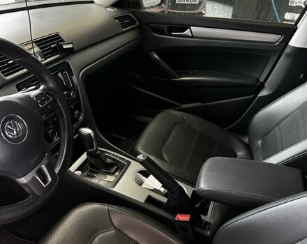 Белый Фольксваген Пассат, объемом двигателя 2 л и пробегом 239 тыс. км за 12300 $, фото 13 на Automoto.ua