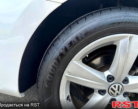 Белый Фольксваген Пассат, объемом двигателя 1.8 л и пробегом 94 тыс. км за 13000 $, фото 8 на Automoto.ua