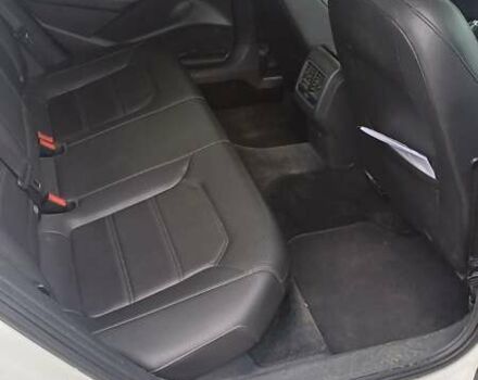 Белый Фольксваген Пассат, объемом двигателя 1.97 л и пробегом 250 тыс. км за 11900 $, фото 20 на Automoto.ua