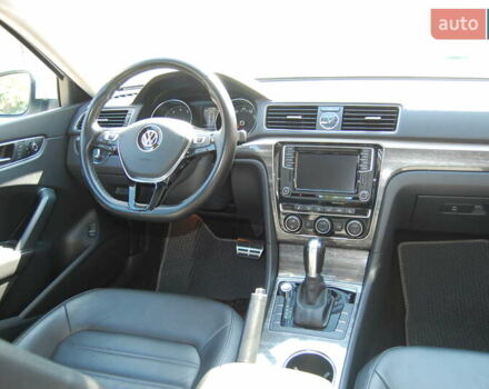 Белый Фольксваген Пассат, объемом двигателя 1.8 л и пробегом 123 тыс. км за 16000 $, фото 68 на Automoto.ua