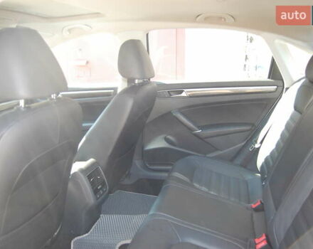 Белый Фольксваген Пассат, объемом двигателя 1.8 л и пробегом 123 тыс. км за 16000 $, фото 62 на Automoto.ua