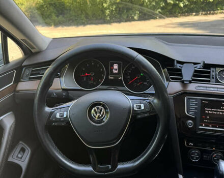 Белый Фольксваген Пассат, объемом двигателя 1.8 л и пробегом 225 тыс. км за 16500 $, фото 17 на Automoto.ua