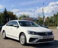 Белый Фольксваген Пассат, объемом двигателя 1.8 л и пробегом 151 тыс. км за 12527 $, фото 1 на Automoto.ua