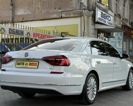 Белый Фольксваген Пассат, объемом двигателя 1.8 л и пробегом 204 тыс. км за 11700 $, фото 11 на Automoto.ua