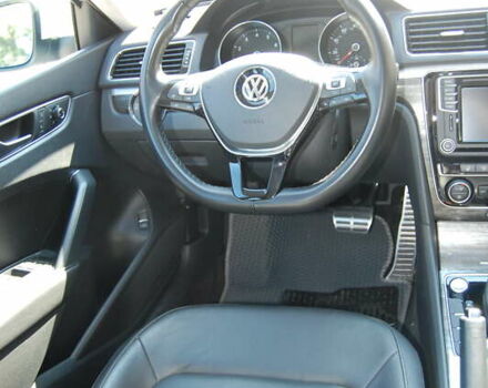 Белый Фольксваген Пассат, объемом двигателя 1.8 л и пробегом 123 тыс. км за 16000 $, фото 80 на Automoto.ua