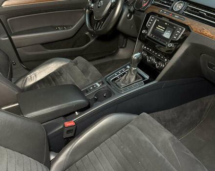 Белый Фольксваген Пассат, объемом двигателя 1.8 л и пробегом 130 тыс. км за 16900 $, фото 35 на Automoto.ua