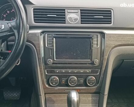 Белый Фольксваген Пассат, объемом двигателя 1.8 л и пробегом 134 тыс. км за 12490 $, фото 16 на Automoto.ua