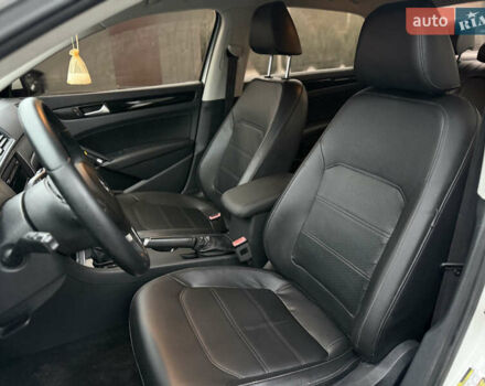 Білий Фольксваген Пассат, об'ємом двигуна 1.8 л та пробігом 179 тис. км за 12300 $, фото 20 на Automoto.ua