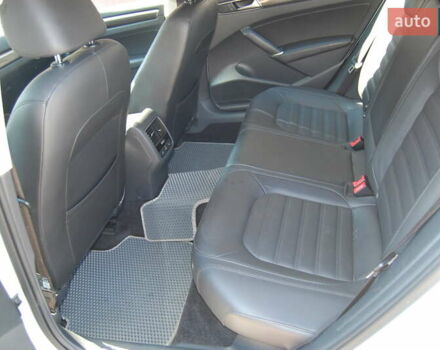 Белый Фольксваген Пассат, объемом двигателя 1.8 л и пробегом 123 тыс. км за 16000 $, фото 61 на Automoto.ua