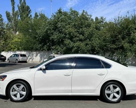 Белый Фольксваген Пассат, объемом двигателя 1.8 л и пробегом 169 тыс. км за 10700 $, фото 3 на Automoto.ua